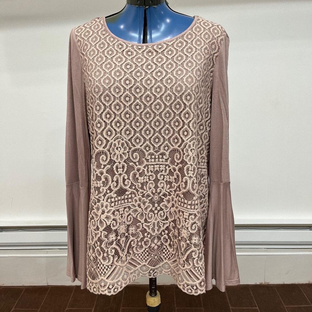 Pointelle top